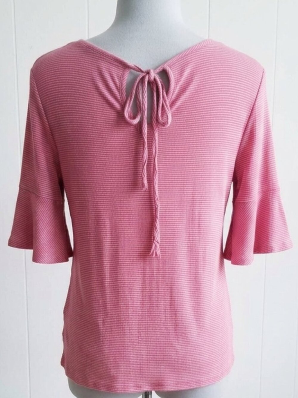 LC Conrad Salmon Shirt Women Size Large Bell Sleeves Cut Out Back